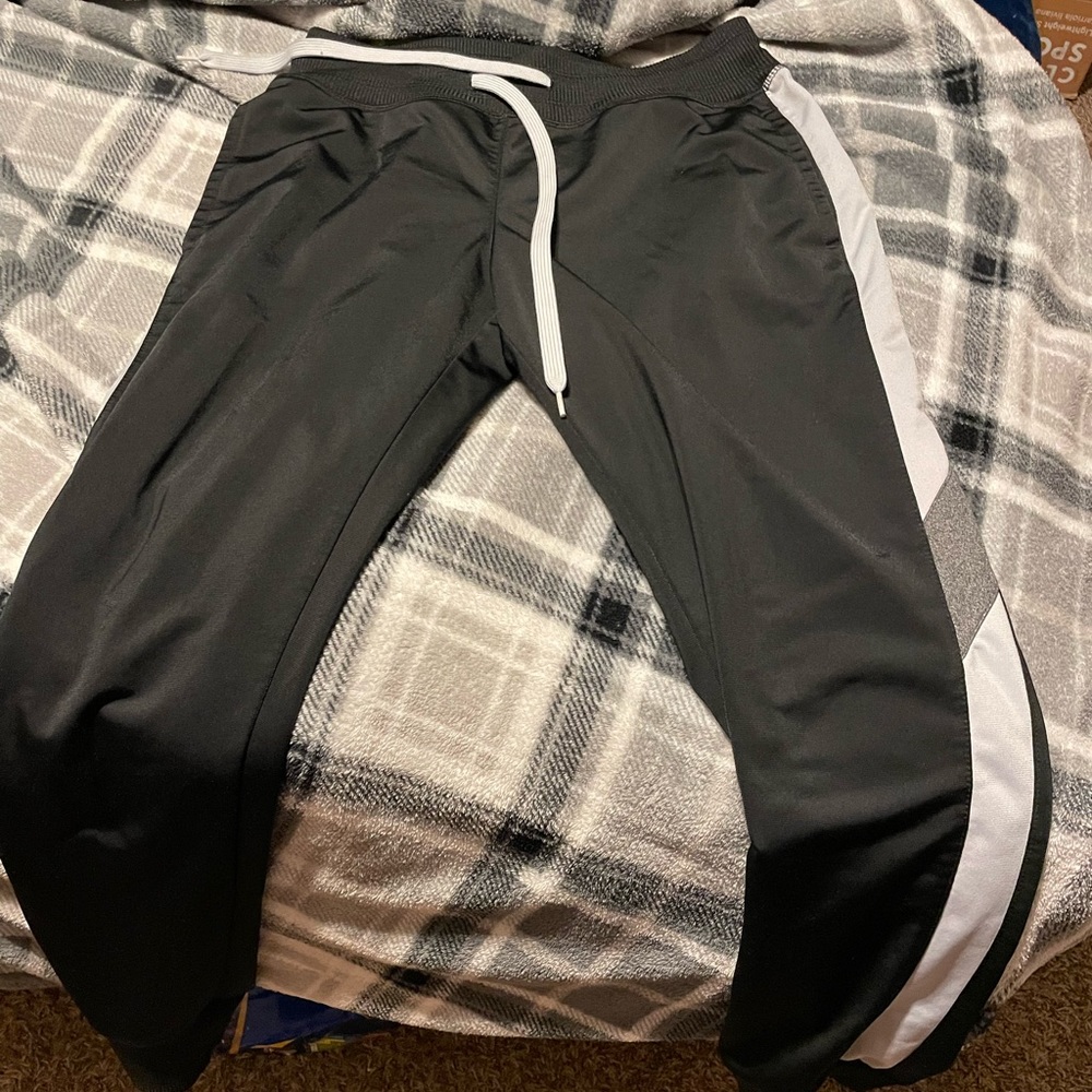 Black sweats women